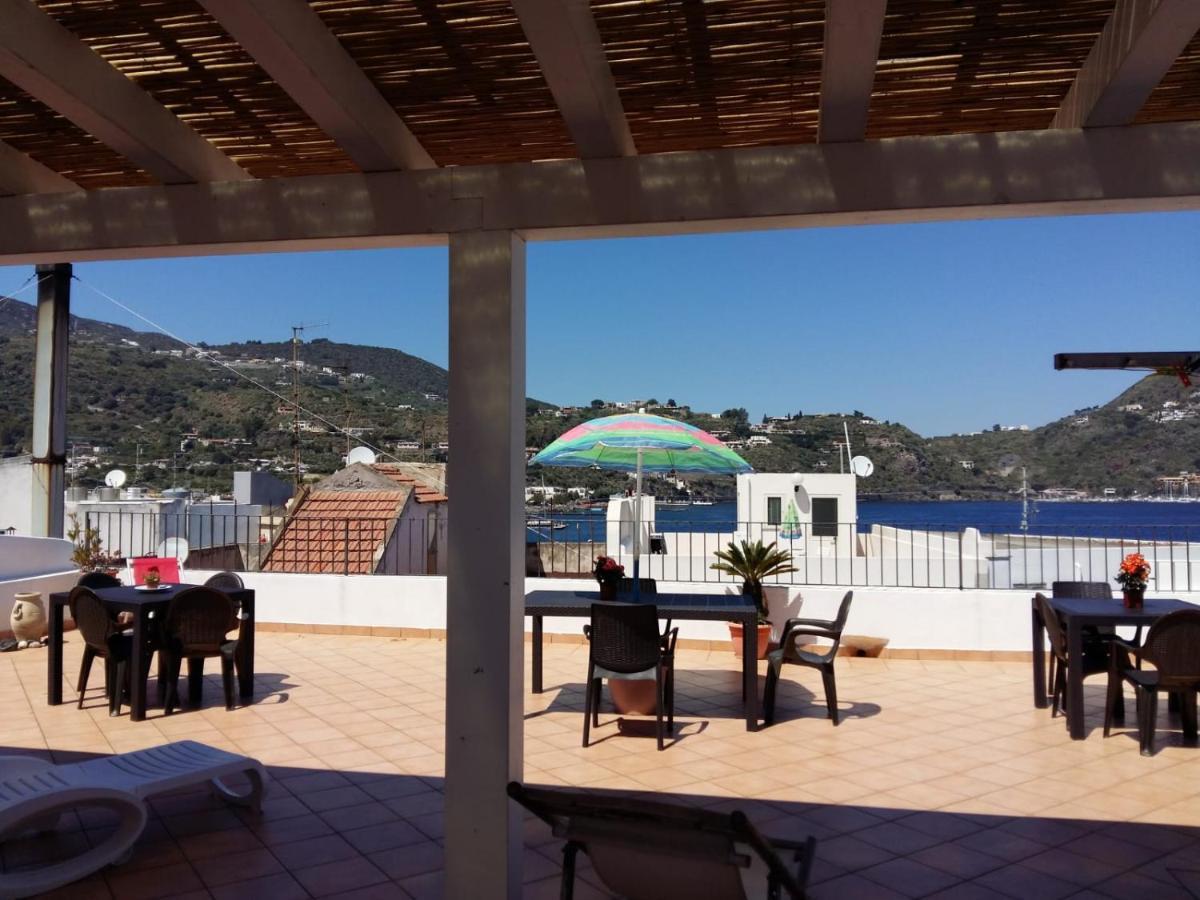 Ferienwohnung Lipari Centro Storico Flat 7 Min From Port Exterior foto